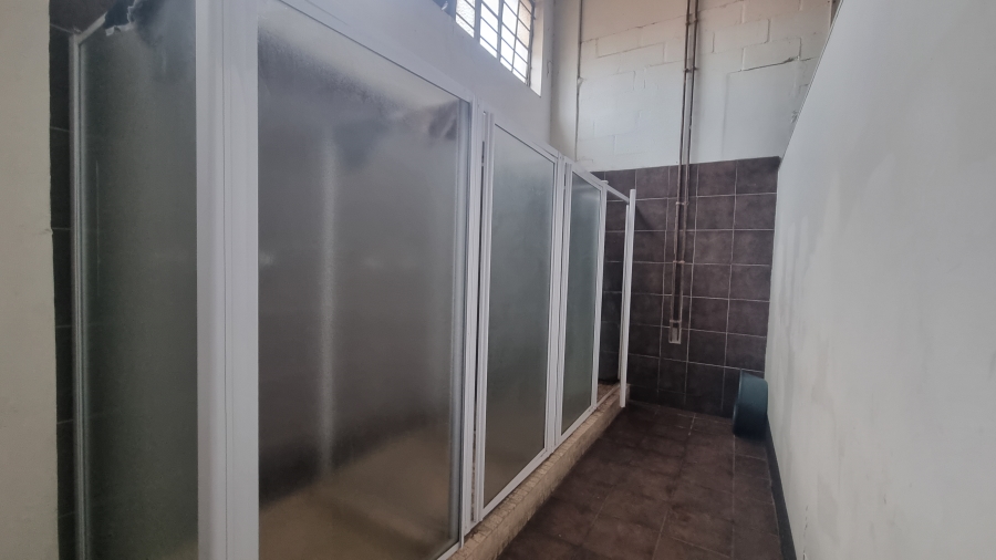To Let Commercial Property for Rent in Parow Western Cape
